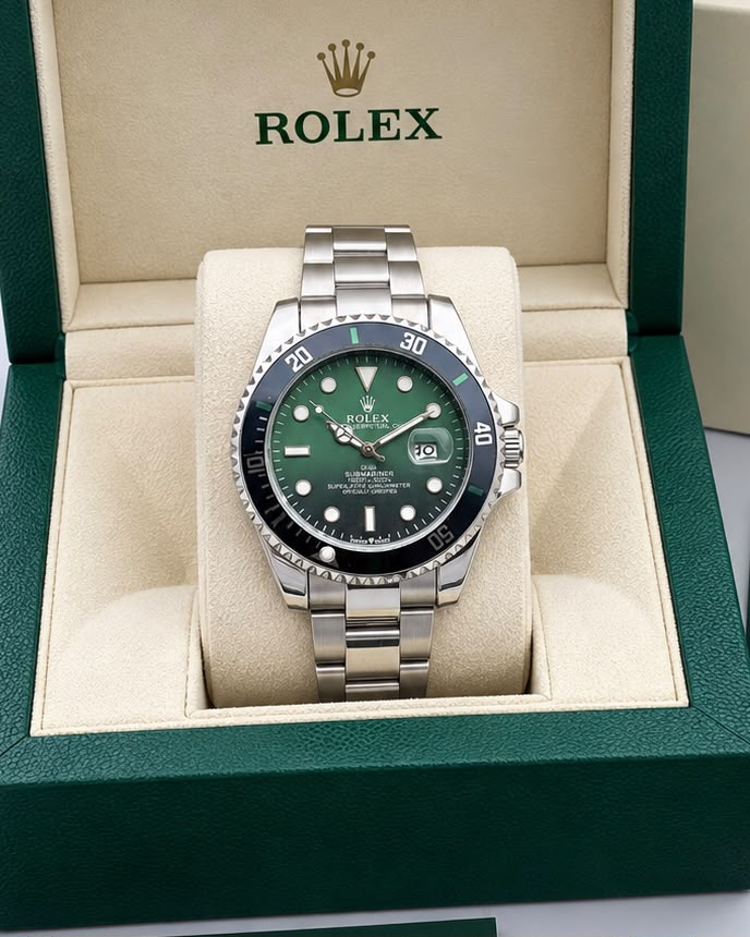 Rolex Submariner Green Dial Black Bezel Silver Watch